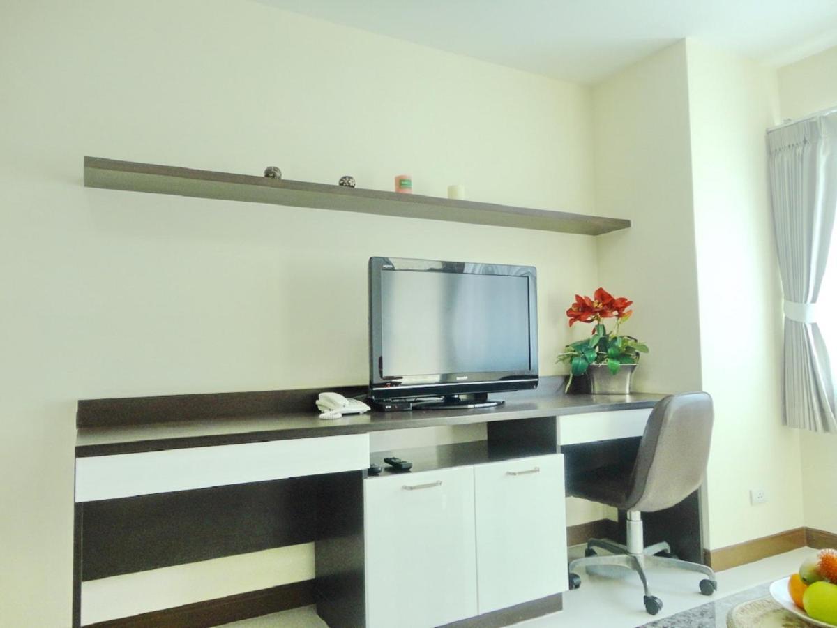 Charming Resident At Ekkamai From Studio Unit Up To 2 Bedroom Apartment Bangkok Eksteriør billede