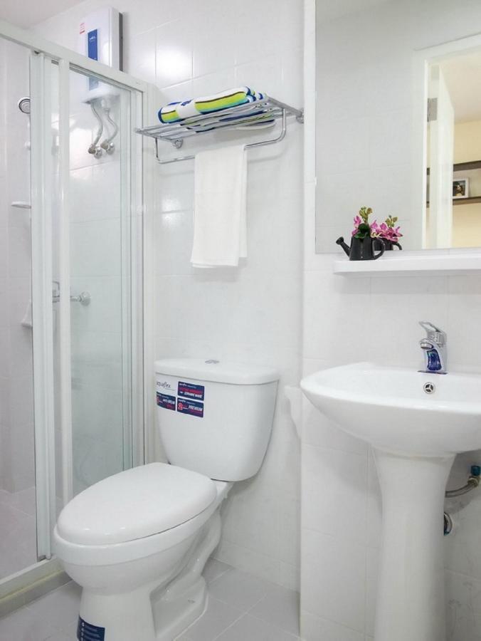 Charming Resident At Ekkamai From Studio Unit Up To 2 Bedroom Apartment Bangkok Eksteriør billede
