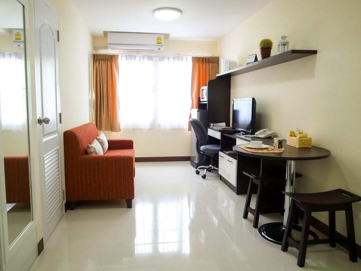 Charming Resident At Ekkamai From Studio Unit Up To 2 Bedroom Apartment Bangkok Eksteriør billede