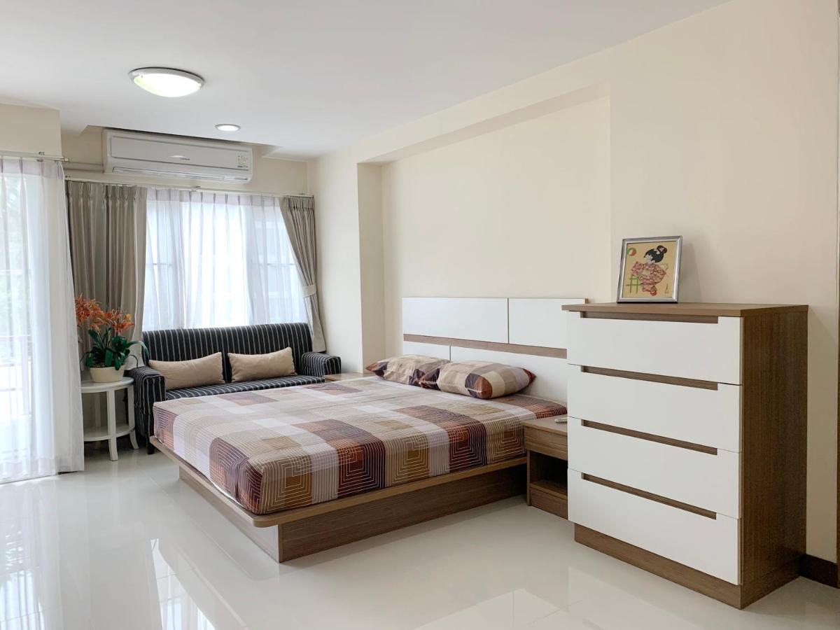 Charming Resident At Ekkamai From Studio Unit Up To 2 Bedroom Apartment Bangkok Eksteriør billede