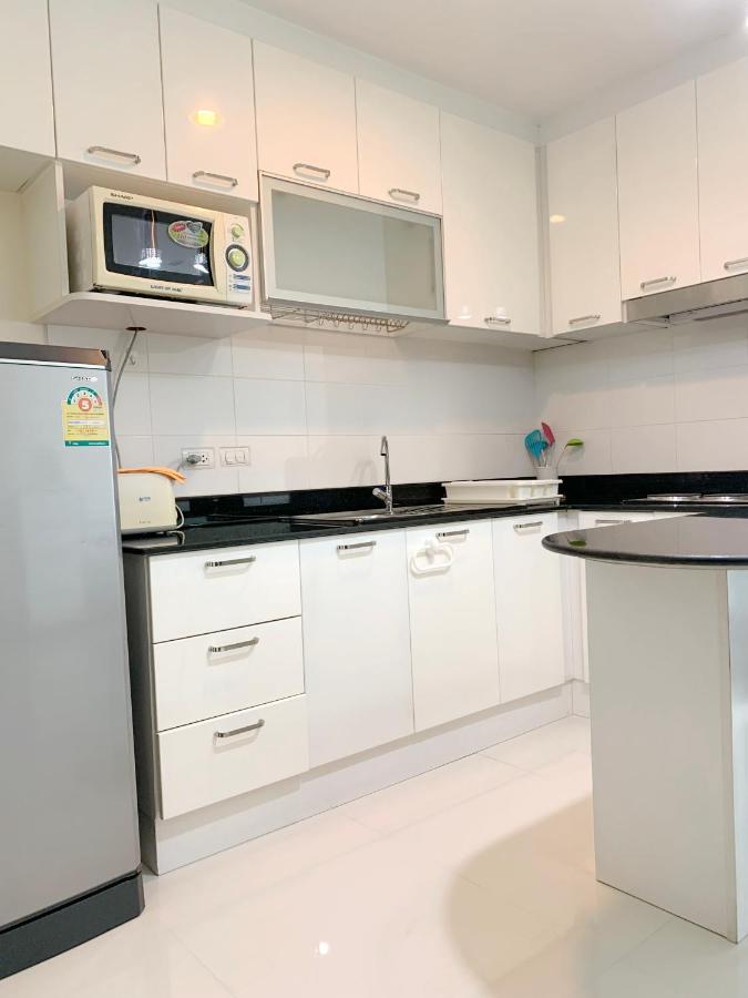 Charming Resident At Ekkamai From Studio Unit Up To 2 Bedroom Apartment Bangkok Eksteriør billede