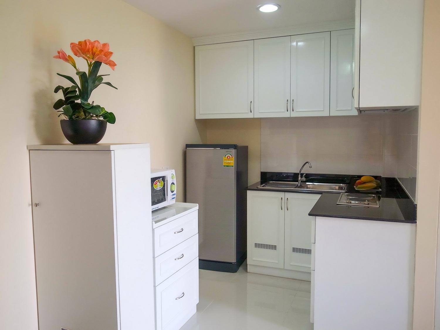 Charming Resident At Ekkamai From Studio Unit Up To 2 Bedroom Apartment Bangkok Eksteriør billede