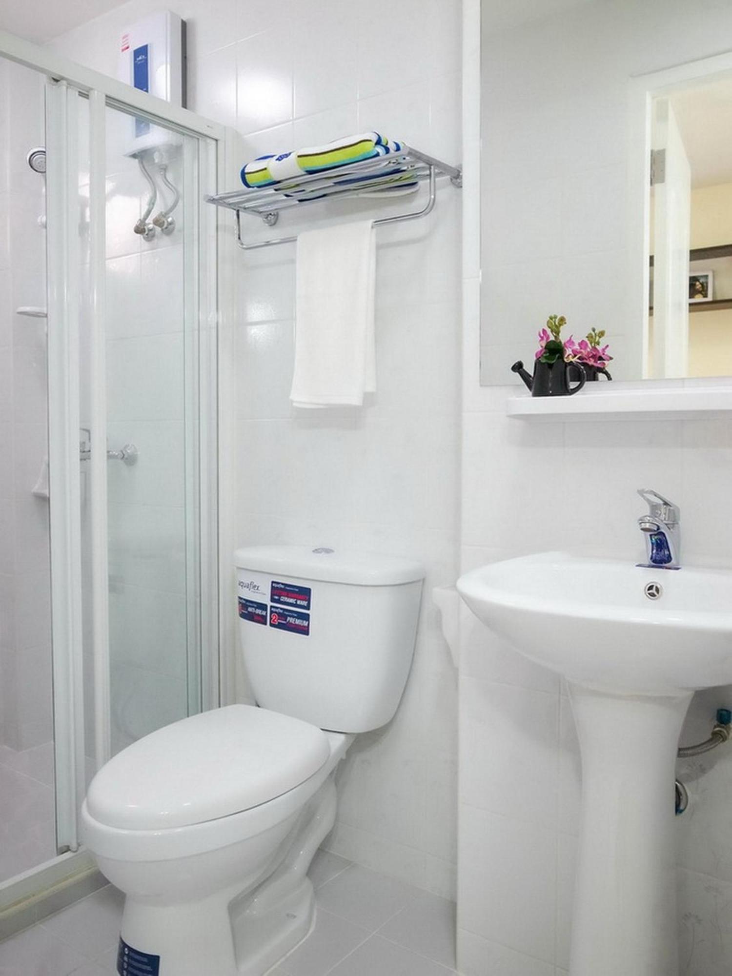 Charming Resident At Ekkamai From Studio Unit Up To 2 Bedroom Apartment Bangkok Eksteriør billede